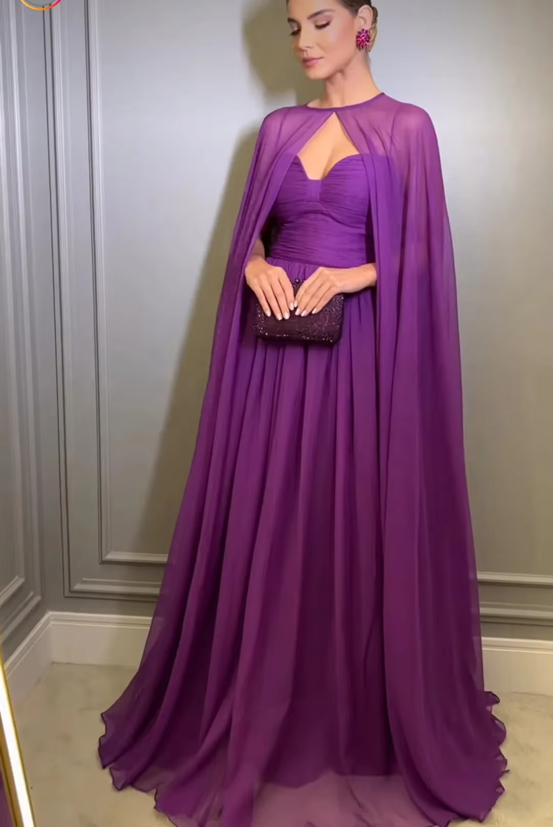 Elegant Purple Chiffon Long Evening Dress with Cape A-Line Pleated Floor Length Formal Prom Gown fg7269