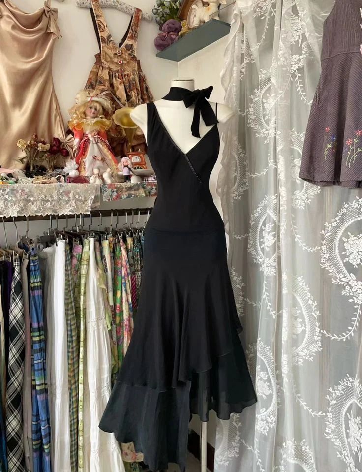 Elegant Formal Black Dresses A Line Ruffle Prom Dress Vintage Formal Dress Prom Dresses fg7159