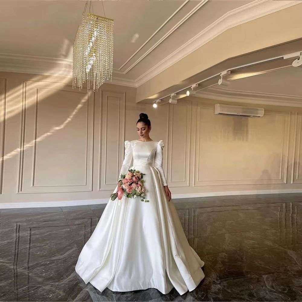Simple wedding dress with sleeves, satin ball gown fg6430