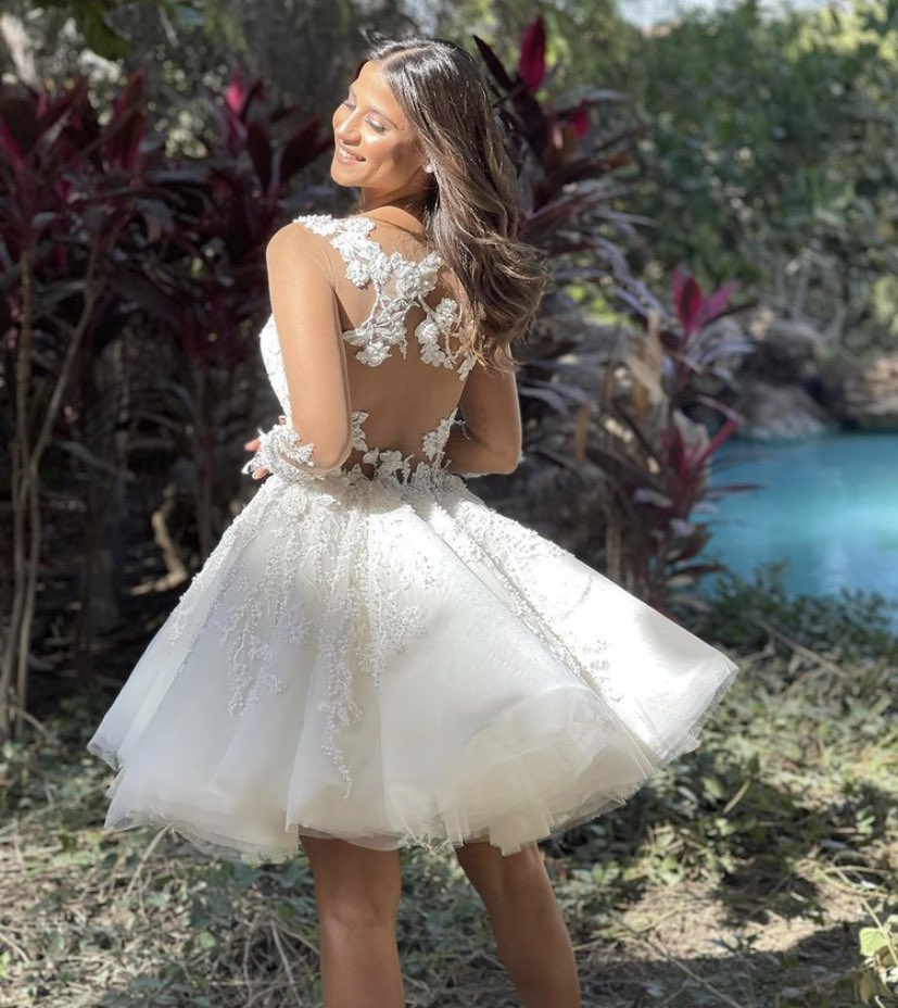 A Line Unique Short Wedding Dress with Lace Appliques fg6599