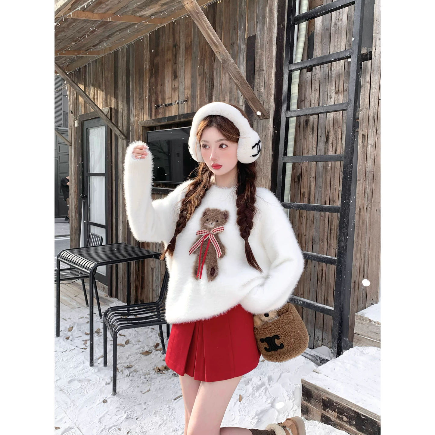 White sweater for women, autumn and winter top A46