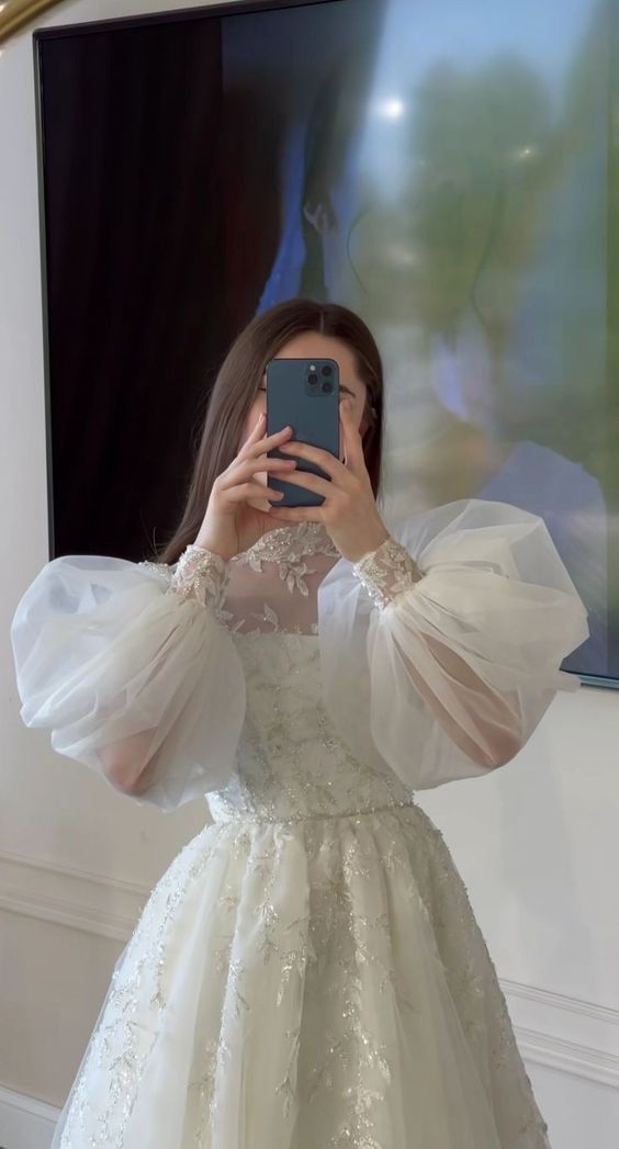 Elegant High Neck A-line Wedding Dress with Long Sleeves fg5764