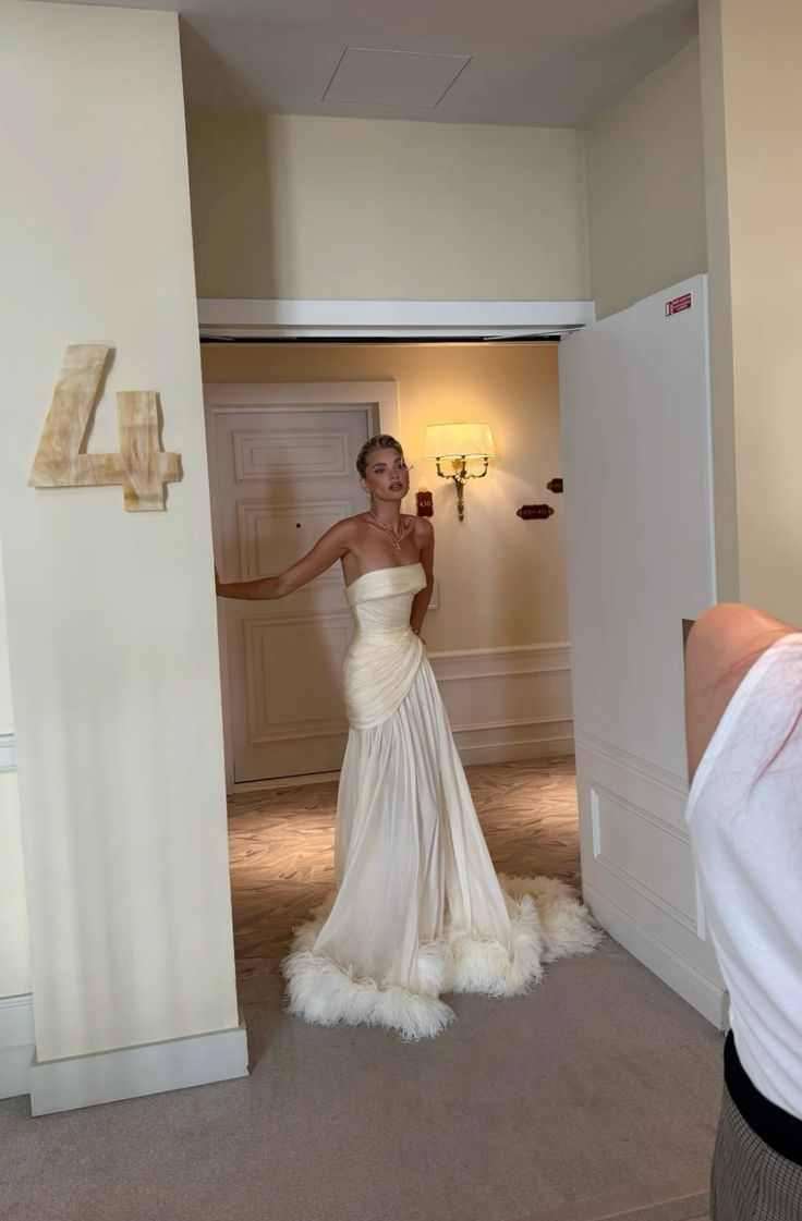 Strapless Ivory Classy Wedding Dress Mermaid Simple Dress For Bride fg8381