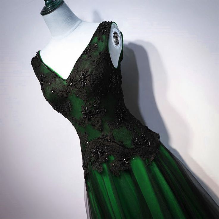 Chaming Black and Green Tulle V-neckline Long Party Dress, V-neckline Prom Dresses fg5089