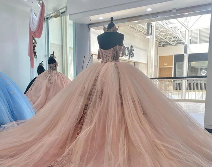 Princess Light Pink Flower Appliques Ball Gown Quinceanera Dress Sweetheart Off Shoulder Party Sweet 15 Party Dress fg4523