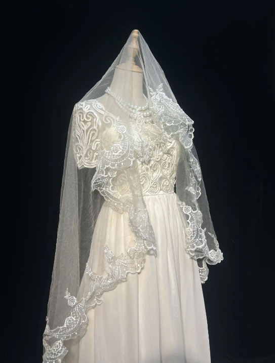 Ivory A Line Wedding Dress With Applique , Elegant Chiffon Wedding Gowns fg8594
