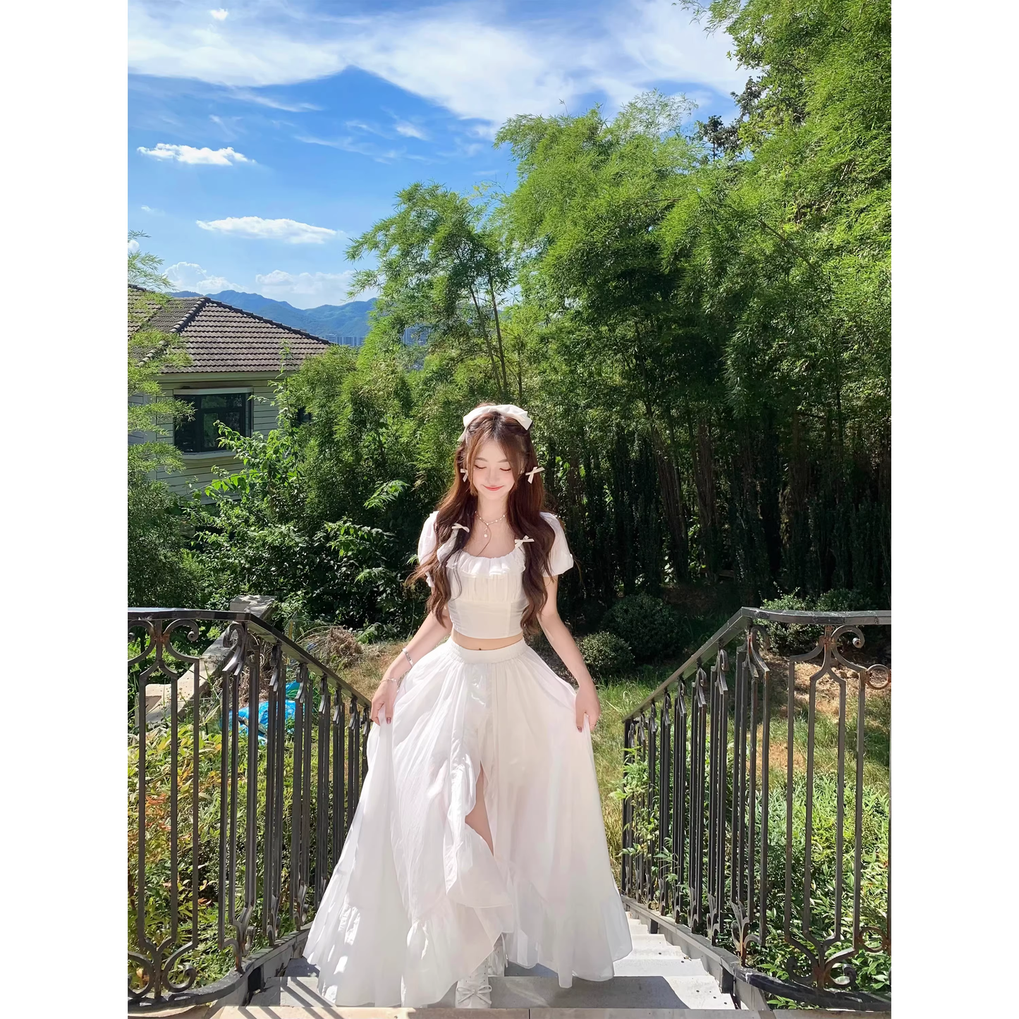 Pure white top and skirt set for summer A100