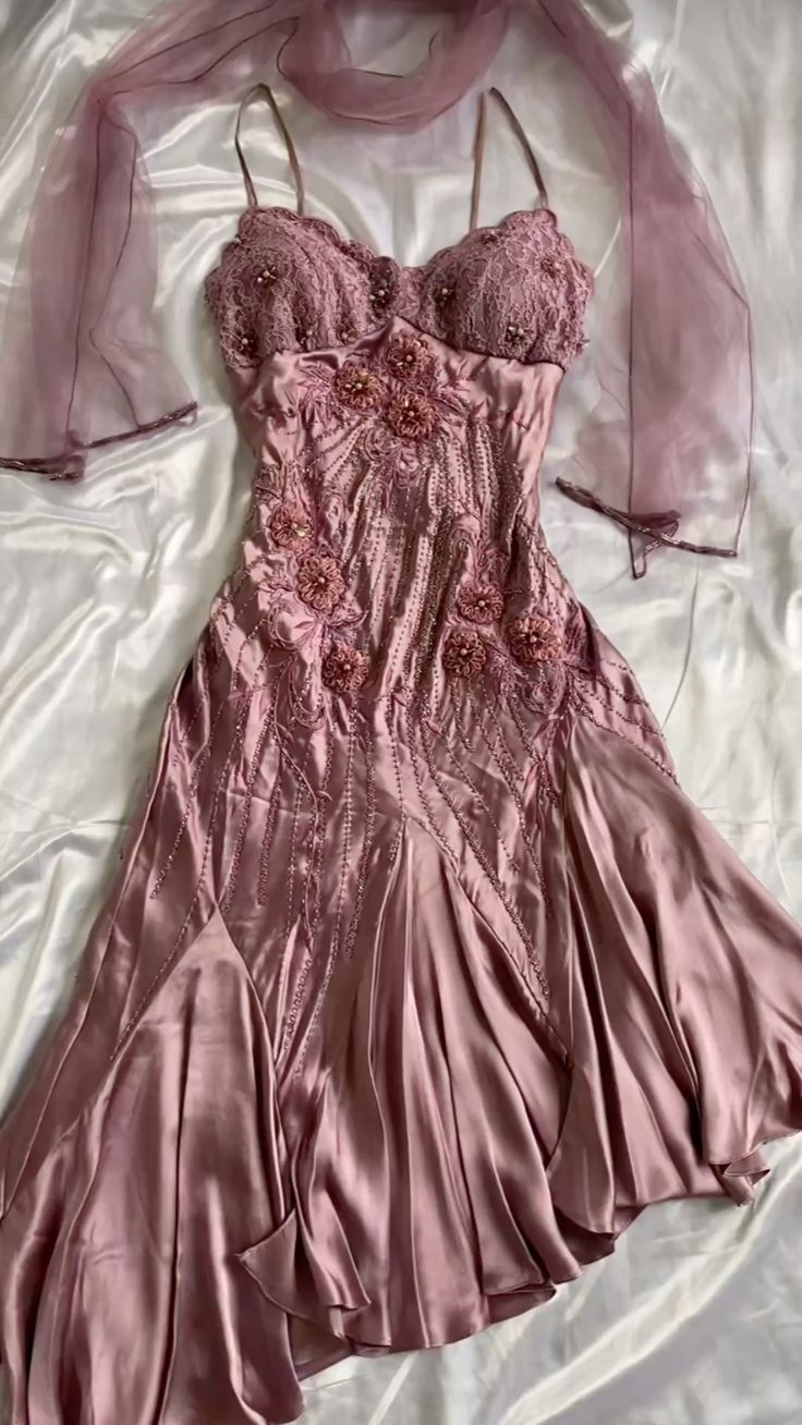 Sexy Satin Vintage Prom Dress Beaded Formal Evening Dress fg8267
