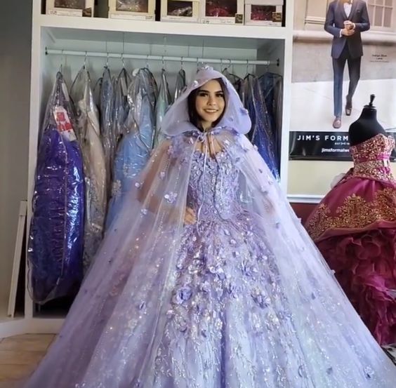 Lavender Princess Quinceanera Dress Ball Gown Lace Appliques Corset Sweet 15 Prom Dresses fg2811