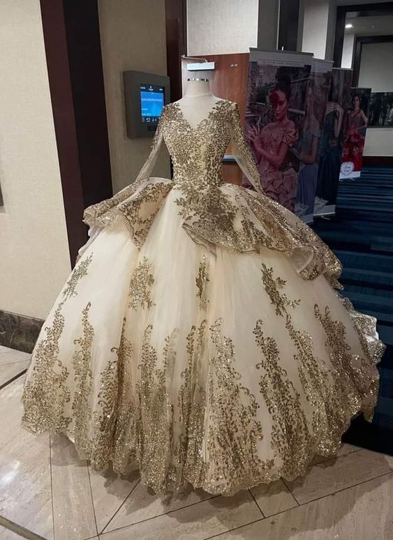 Luxury Quinceanera Dresses Applique Corset Ball Gown Prom Sweet 16 Dress Wedding Dress fg2496