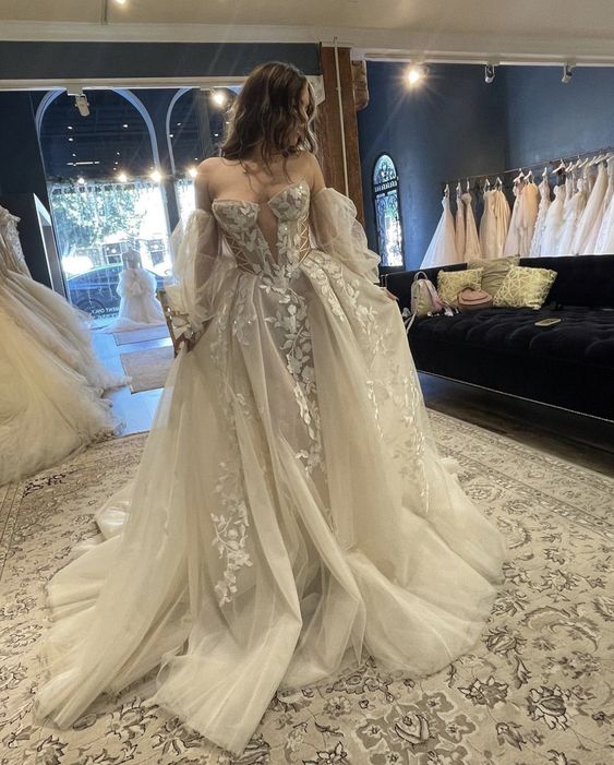 Long Wedding Dresses Tulle Popular Modest Bridal Dresses fg2547