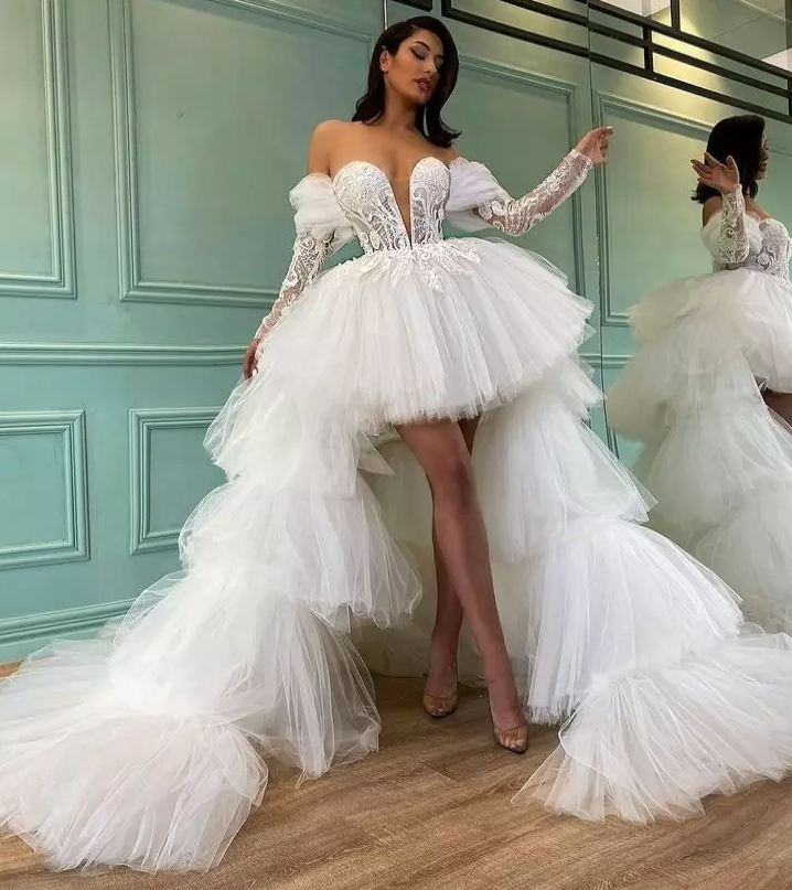 SHORT FRONT LONG BACK WEDDING DRESS fg282