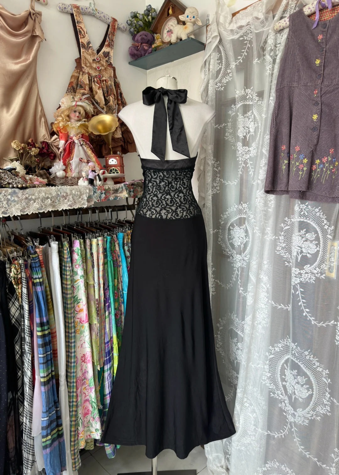 Elegant Black Halter Prom Dress Sleeveless Evening Party Dress   fg7381