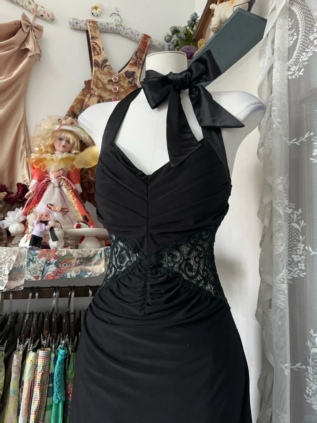 Elegant Black Halter Prom Dress Sleeveless Evening Party Dress   fg7381