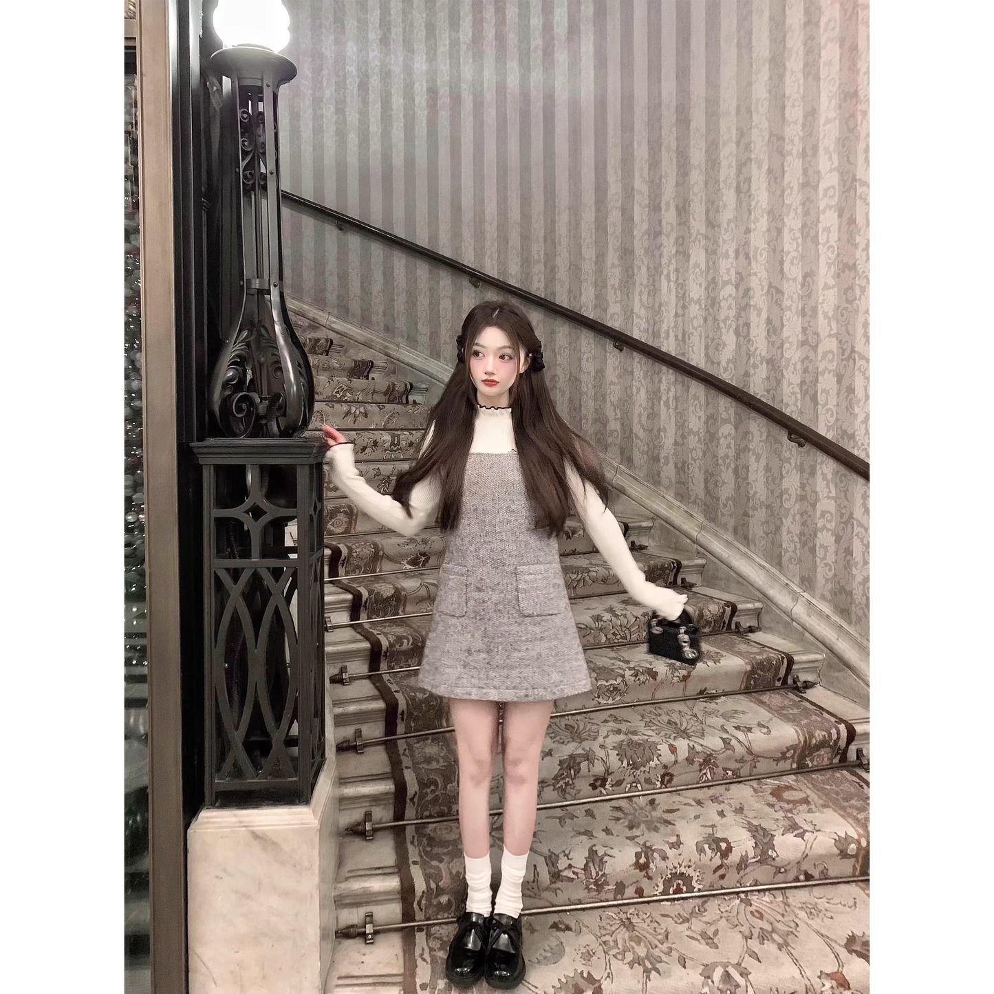 Sleeveless wool vest dress   A115