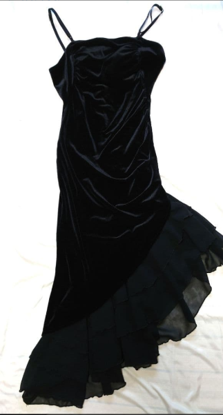 Schwarzes Cocktailkleid aus Samt mit Stufen, Abschlussball, Partykleid, formelle Kleider (Jacke nicht im Lieferumfang enthalten) fg7231