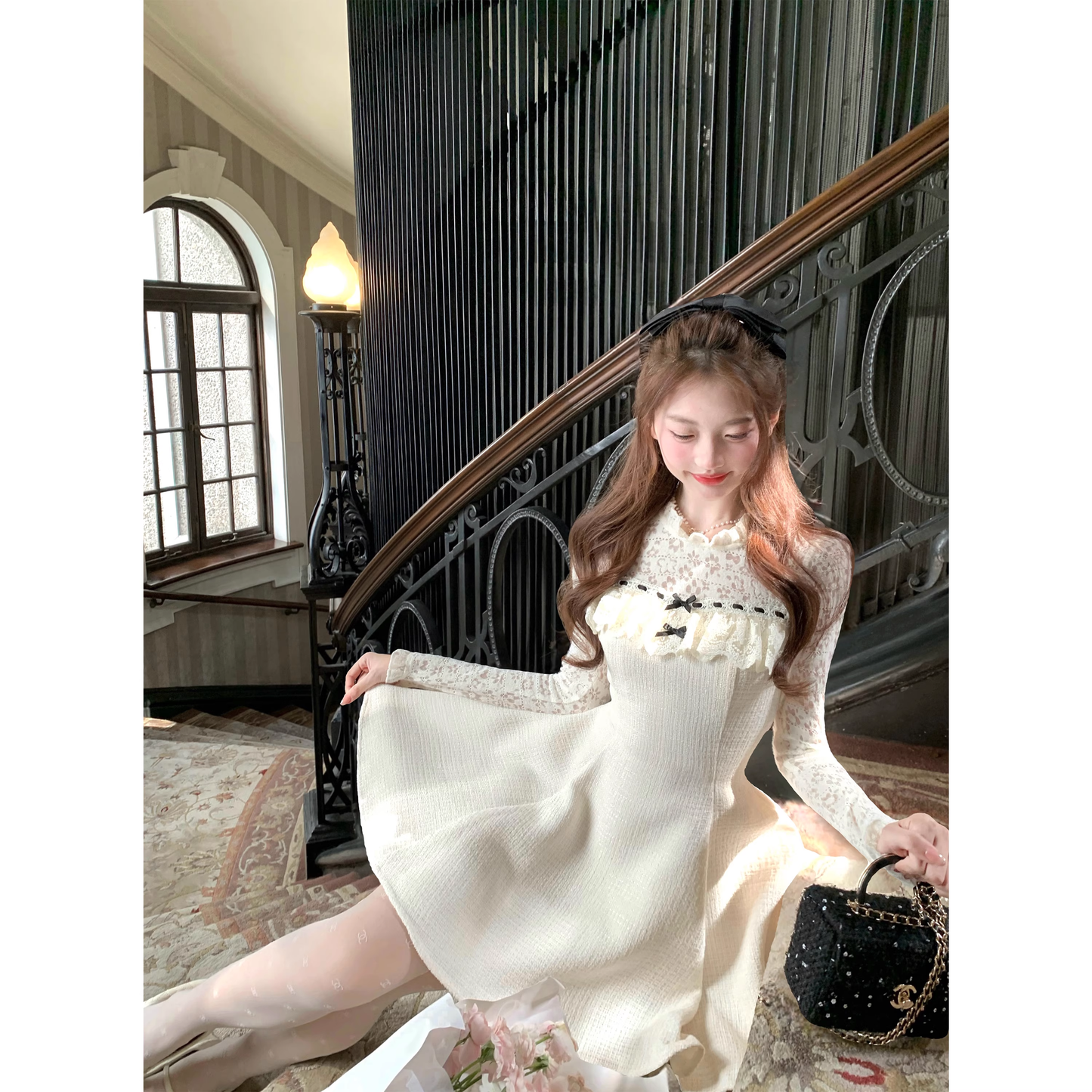 Delicate lace dress for women in autumn and winter A09