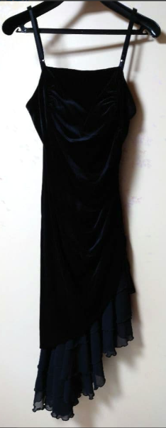 Schwarzes Cocktailkleid aus Samt mit Stufen, Abschlussball, Partykleid, formelle Kleider (Jacke nicht im Lieferumfang enthalten) fg7231